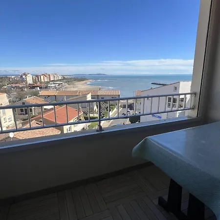 Indes Galantes Tres Joli T2 Vue Piscine Cap D'agde *